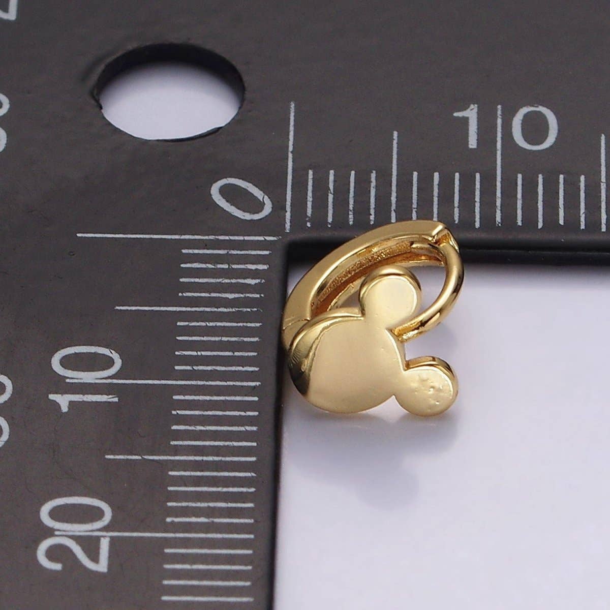 Filled Mouse Animal Minimalist Cartilage Huggie Earrings