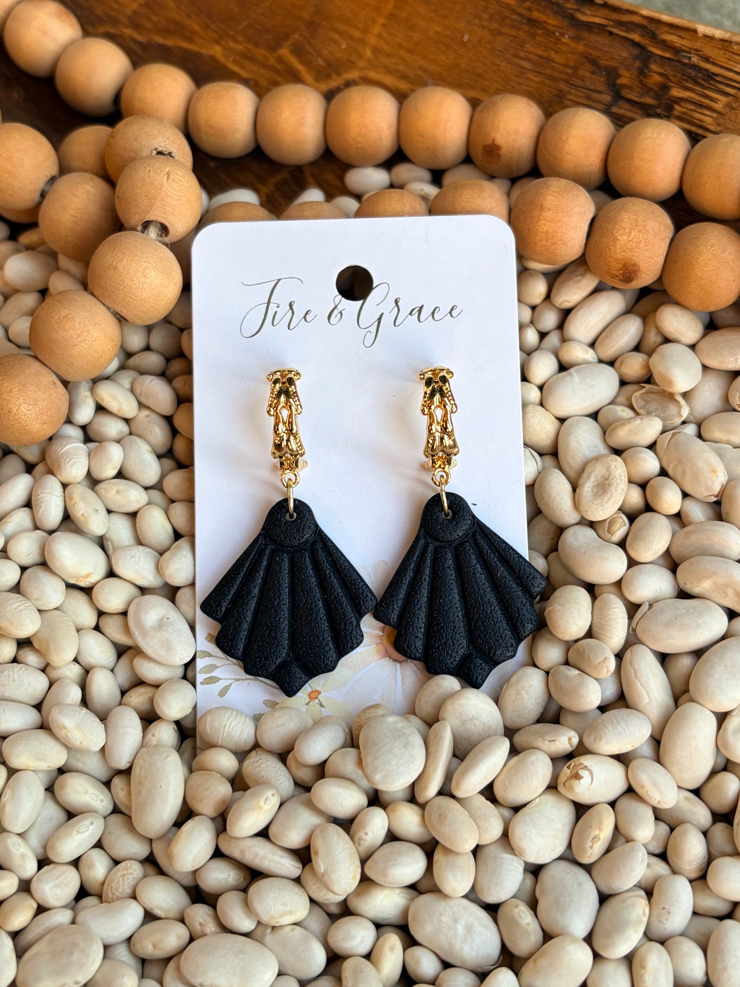 Black Dangle w Gold Hoop