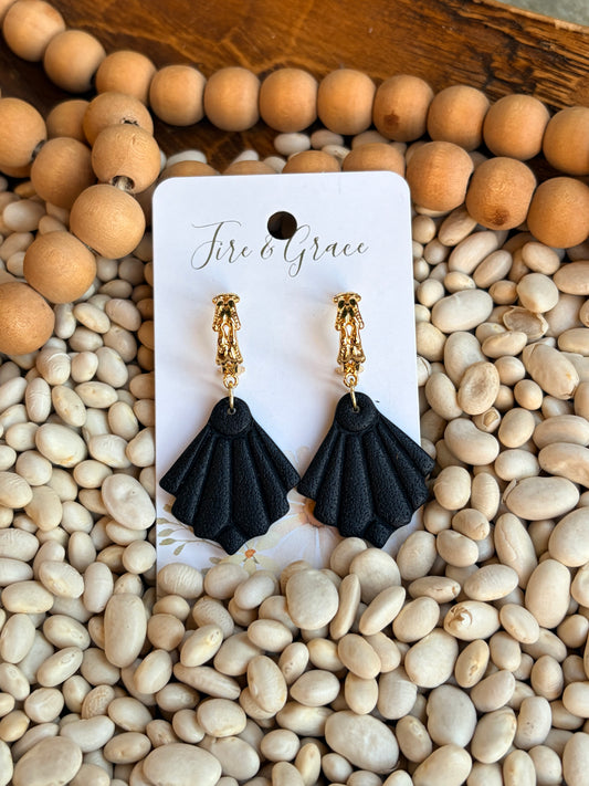 Black Dangle w Gold Hoop