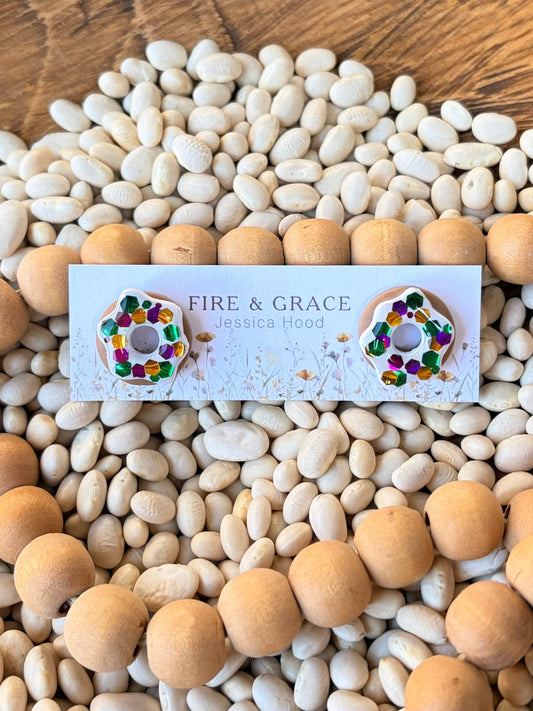 Mardi Gras King Cake Stud