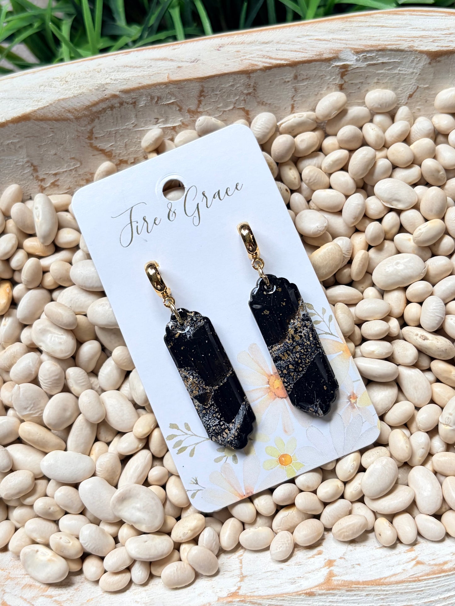Black Marbled Dangle