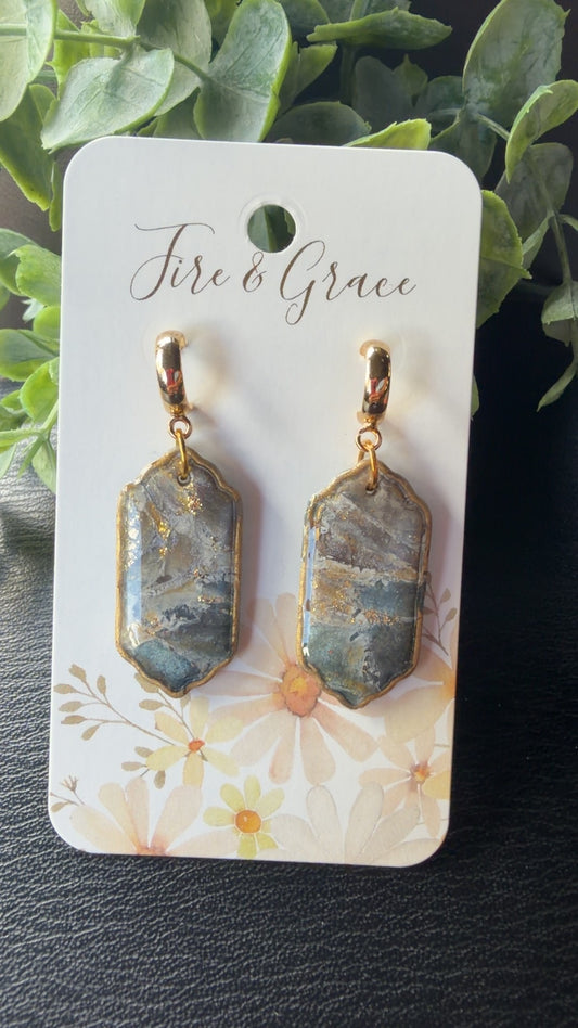 Neutral Abstract Dangle